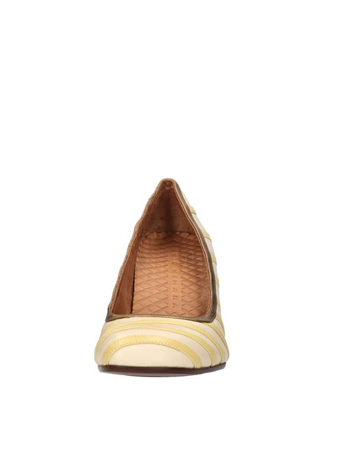  CHIE MIHARA | FANGA FOXLECHE-LEMON-BRONZO